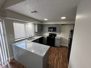 2 bed/2 bath G 102 floor plan